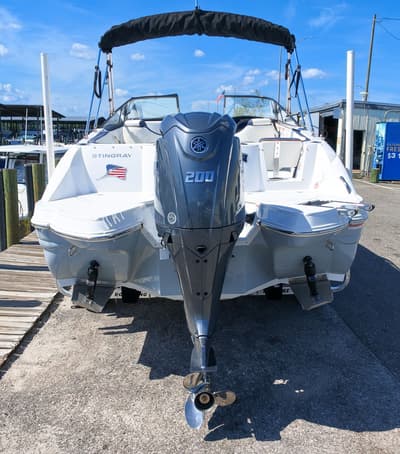 BOATZON | Stingray 231 DC 2027