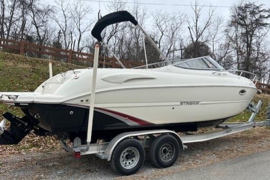 2017 Stingray 250 CR - Sold Boat