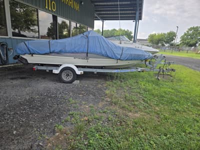 BOATZON | STINGRAY BOATS 185LS OPEN BOW 2010