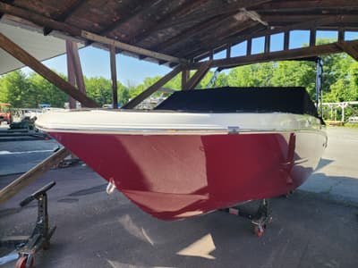 BOATZON | Stingray Boats 191DCBOAT BLOWOUT PRICING 2027