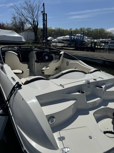 BOATZON | STINGRAY BOATS 2024