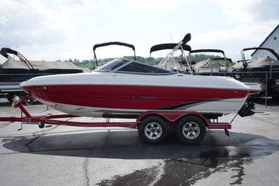 BOATZON | Stingray Boats 208LR 2015