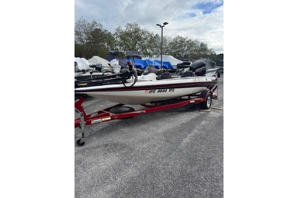 2001 Stratos 19SS Extreme - Sold Boat