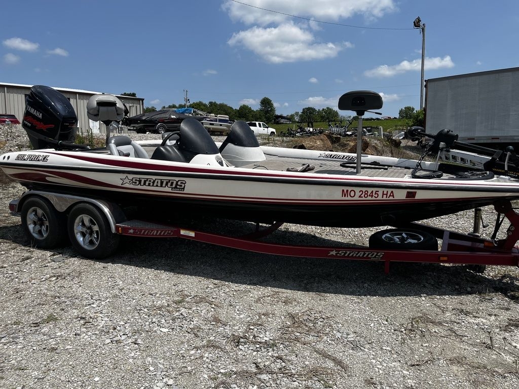 2006 Stratos Boats 201FS - Sold Boat