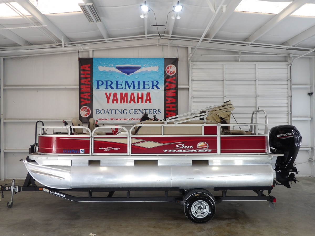 2019 Sun Tracker 18 Bass Buggy - Sold Boat