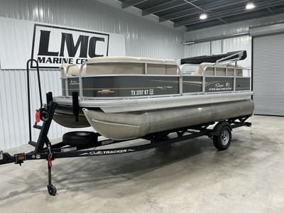 BOATZON | Sun Tracker 18 DLX 2023