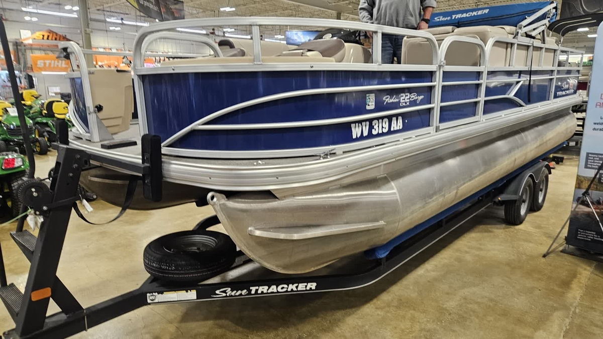 Sun Tracker BARGE 22 DELUXE 2018