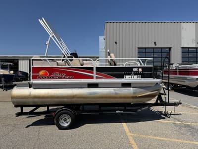 BOATZON | Sun Tracker Bass Buggy 16 DLX 2014