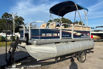 BOATZON | Sun Tracker Bass Buggy 16 DLX 2019