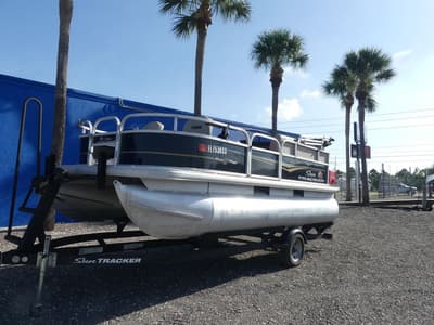 BOATZON | Sun Tracker Bass Buggy 16 DLX 2021