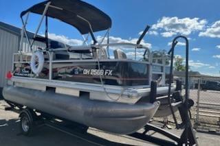BOATZON | Sun Tracker Bass Buggy 16 DLX ET 2019