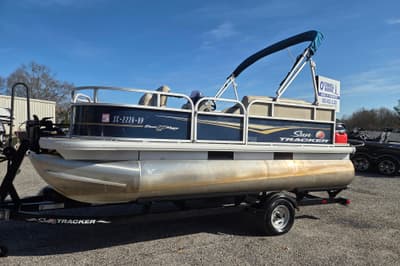 BOATZON | Sun Tracker Bass Buggy 16 XL 2021