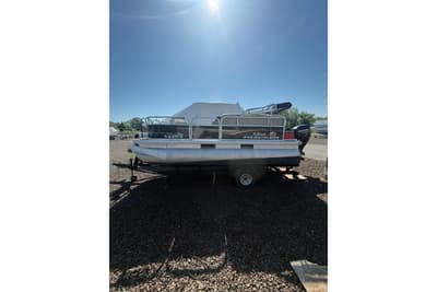 BOATZON | Sun Tracker Bass Buggy 16 XL Select 2021
