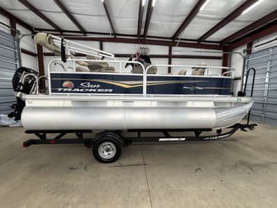 BOATZON | Sun Tracker BASS BUGGY 16 XL SELECT 2024