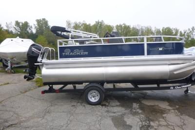 BOATZON | Sun Tracker Bass Buggy 16 XL Select 2026