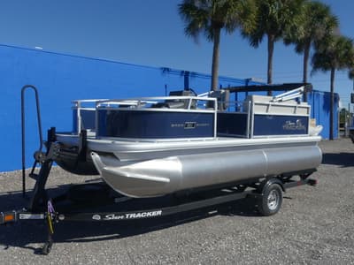BOATZON | Sun Tracker Bass Buggy 16 XL Select 2026