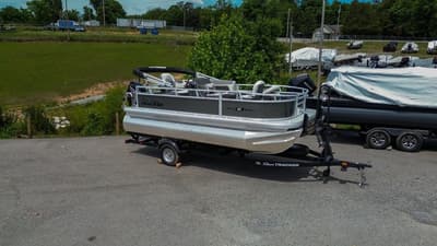 BOATZON | Sun Tracker Bass Buggy 16 XL Select 2026