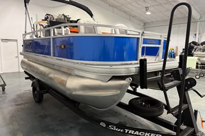 BOATZON | Sun Tracker Bass Buggy 16 XL Select 2027