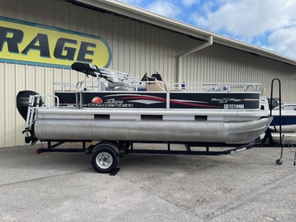 2016 Sun Tracker BASS BUGGY 18 DLX - Sold Boat