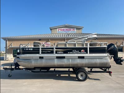 BOATZON | Sun Tracker Bass Buggy 18 DLX 2020