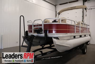 BOATZON | Sun Tracker Bass Buggy 18 DLX 2021