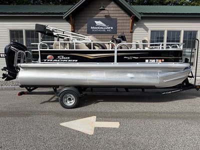 BOATZON | Sun Tracker Bass Buggy 18 DLX 2022
