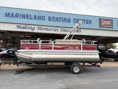 BOATZON | Sun Tracker Bass Buggy 18 DLX 2023