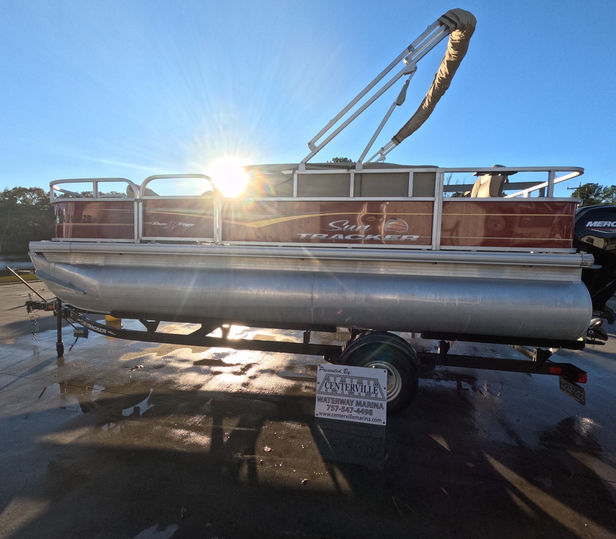 2024 Sun Tracker Sun Tracker Bass Buggy 18 DLX 2024 - Sold Boat