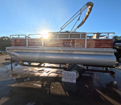 BOATZON | Sun Tracker Bass Buggy 18 DLX 2024