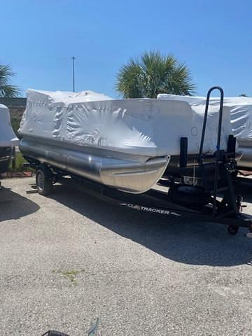 BOATZON | Sun Tracker Bass Buggy 18 DLX 2025 BOATZON | Sun Tracker Bass Buggy 18 DLX 2025