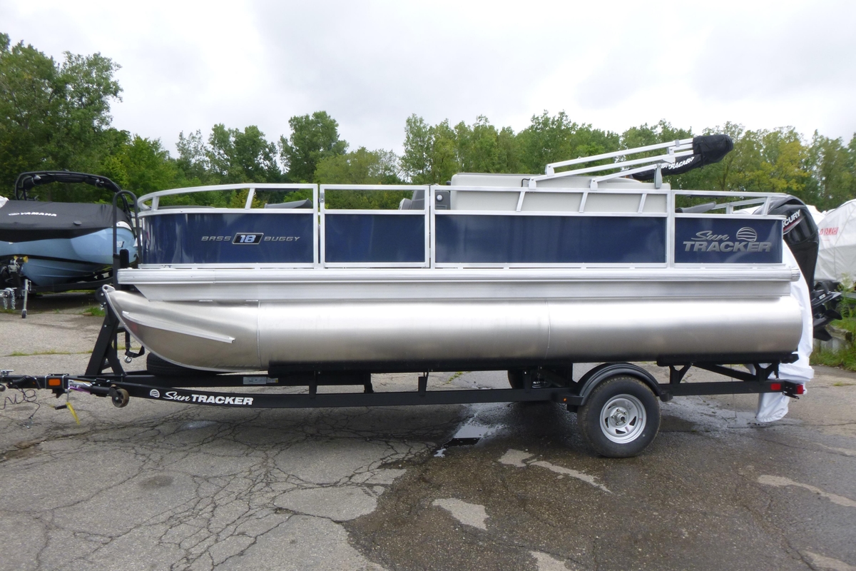 2026 Sun Tracker Bass Buggy 18 DLX - Sold Boat