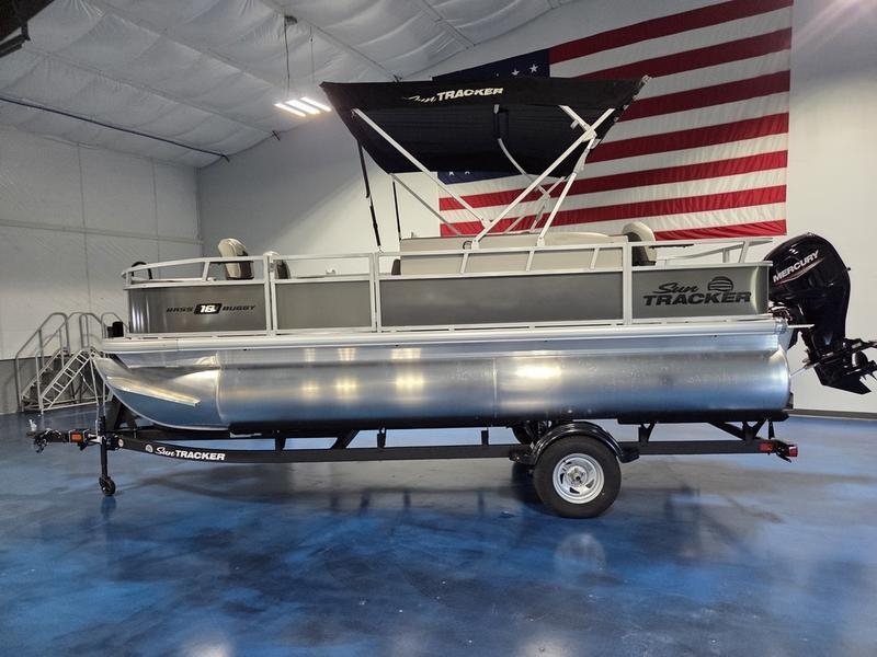 2026 Sun Tracker Bass Buggy 18 DLX - Sold Boat