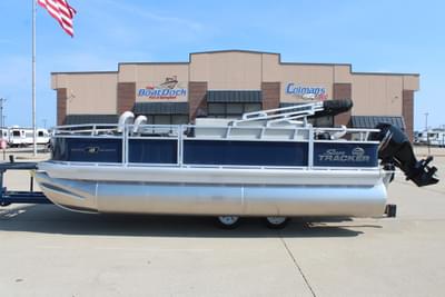BOATZON | Sun Tracker Bass Buggy 18 DLX 2026