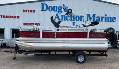 BOATZON | Sun Tracker Bass Buggy 18 DLX 2026