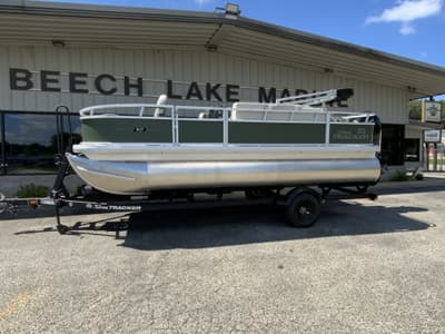 BOATZON | Sun Tracker Bass Buggy 18 DLX 2027