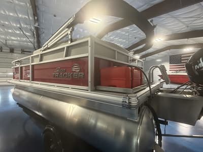 BOATZON | Sun Tracker BB 16 XLS 2027