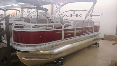 BOATZON | Sun Tracker BB 18 2025