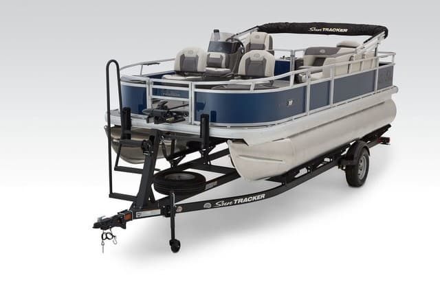 Sun Tracker BB 18 2026