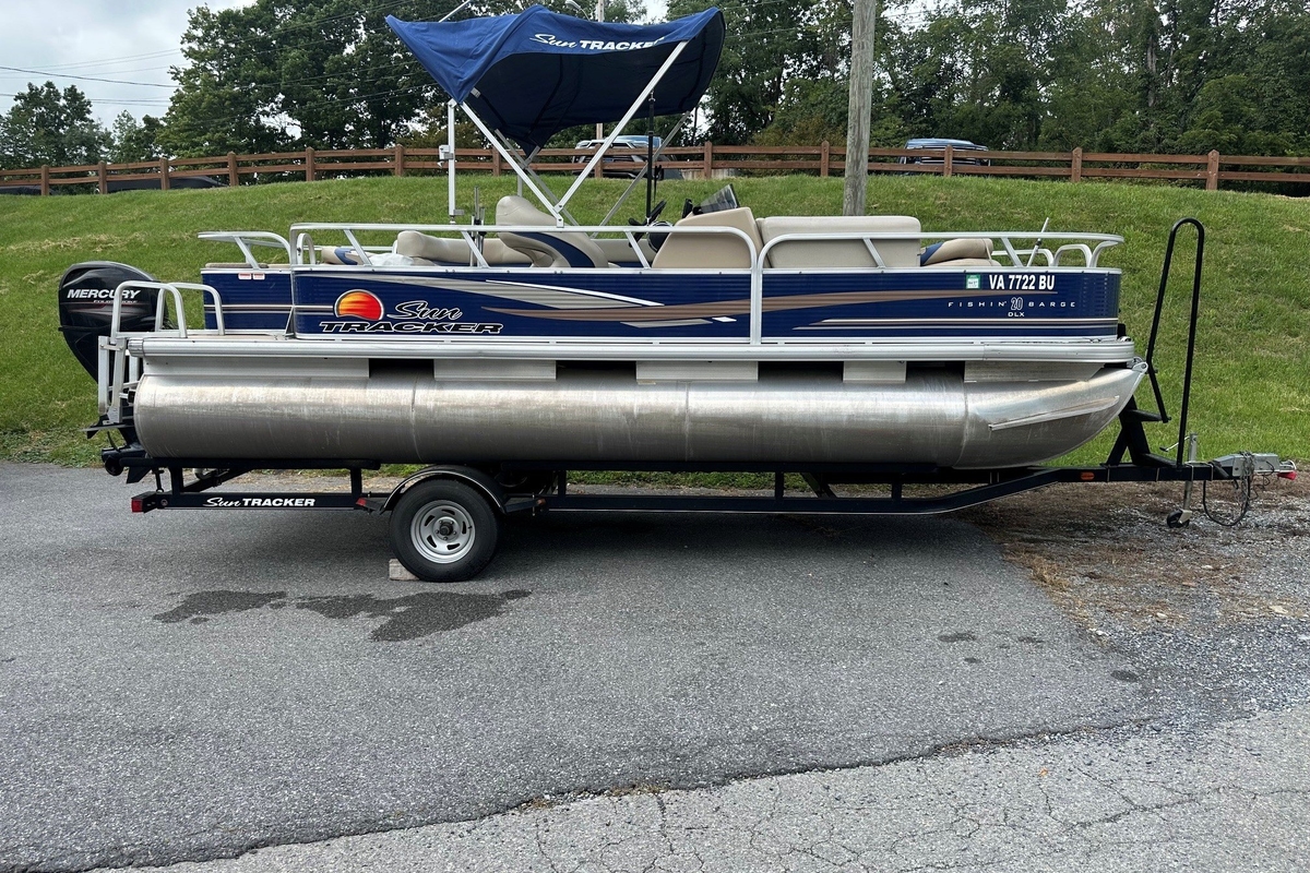 2013 Sun Tracker Fishin Barge 20 DLX - Sold Boat