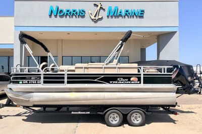 BOATZON | Sun Tracker Fishin Barge 20 DLX 2019