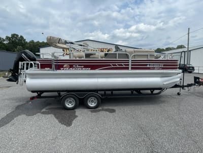 BOATZON | Sun Tracker FISHIN BARGE 20 DLX 2020