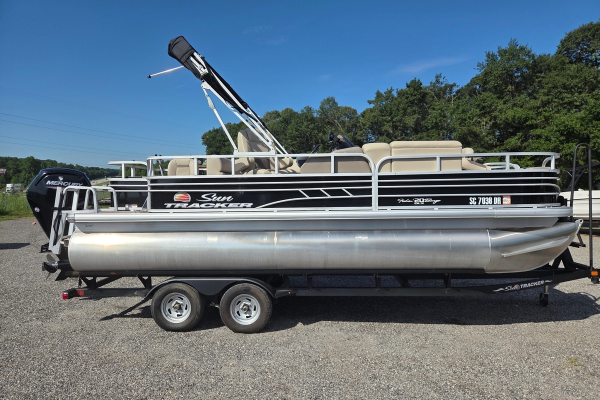 2021 Sun Tracker Fishin Barge 20 DLX - Sold Boat