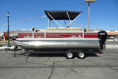 BOATZON | Sun Tracker Fishin Barge 20 DLX 2022