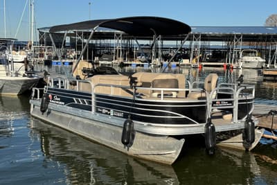 BOATZON | Sun Tracker Fishin Barge 20 DLX 2022
