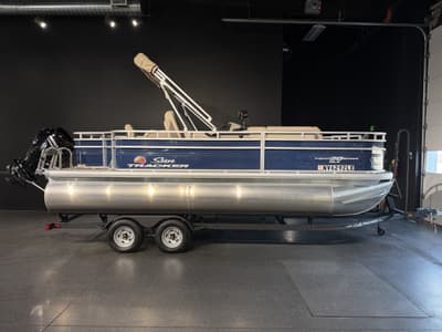 BOATZON | Sun Tracker Fishin Barge 20 DLX 2024