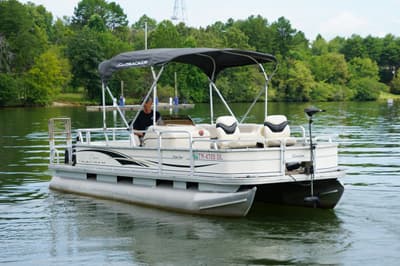 BOATZON | Sun Tracker Fishin Barge 21 Signature Series 2005