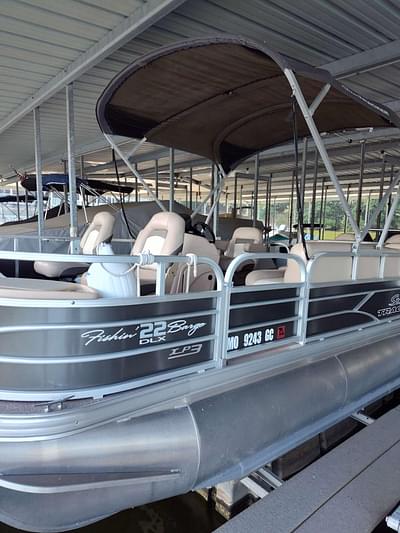 BOATZON | Sun Tracker Fishin Barge 22 DLX 2016 BOATZON | Sun Tracker Fishin Barge 22 DLX 2016