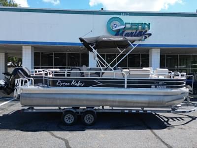 BOATZON | Sun Tracker Fishin Barge 22 DLX 2018
