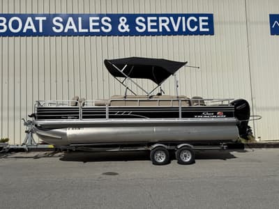 BOATZON | Sun Tracker FISHIN BARGE 22 DLX 2021