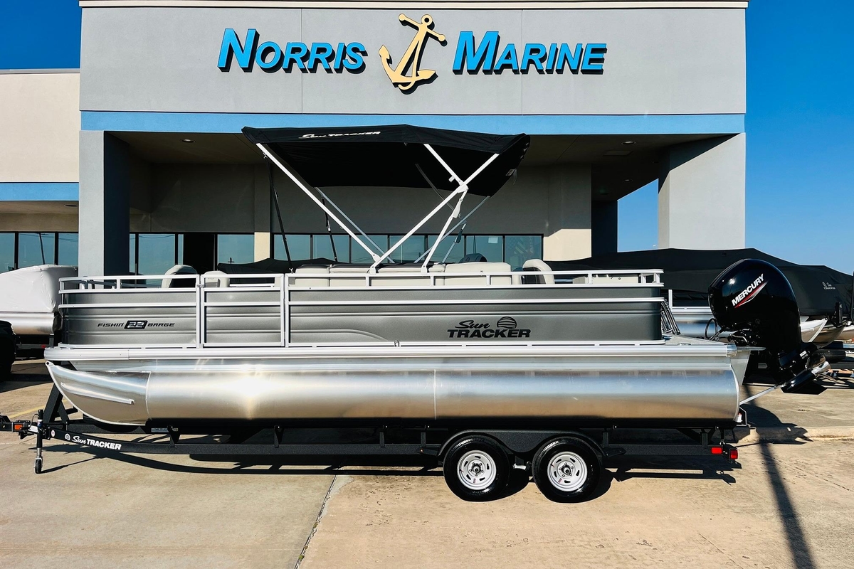 2026 Sun Tracker Fishin Barge 22 DLX - Sold Boat